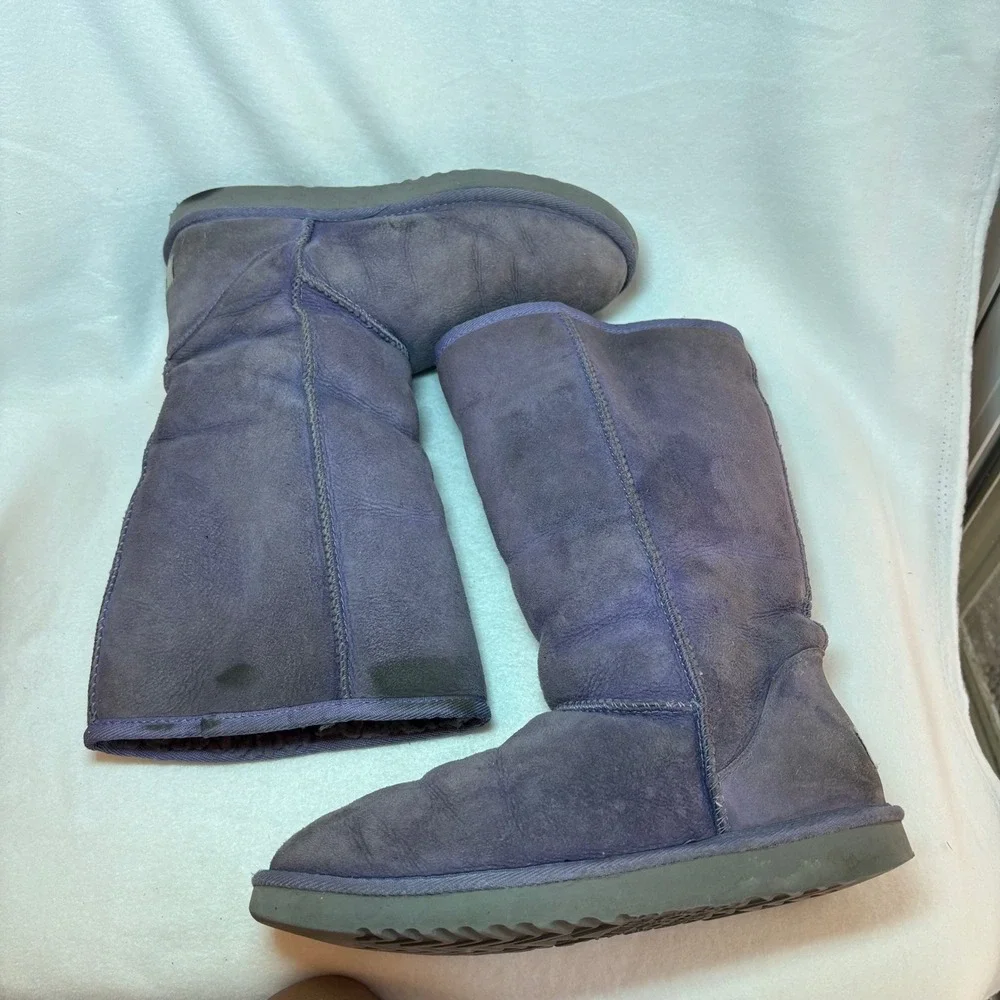 UGG Australia Classic Tall Purple Suede Sheepskin Boots Womens 5815